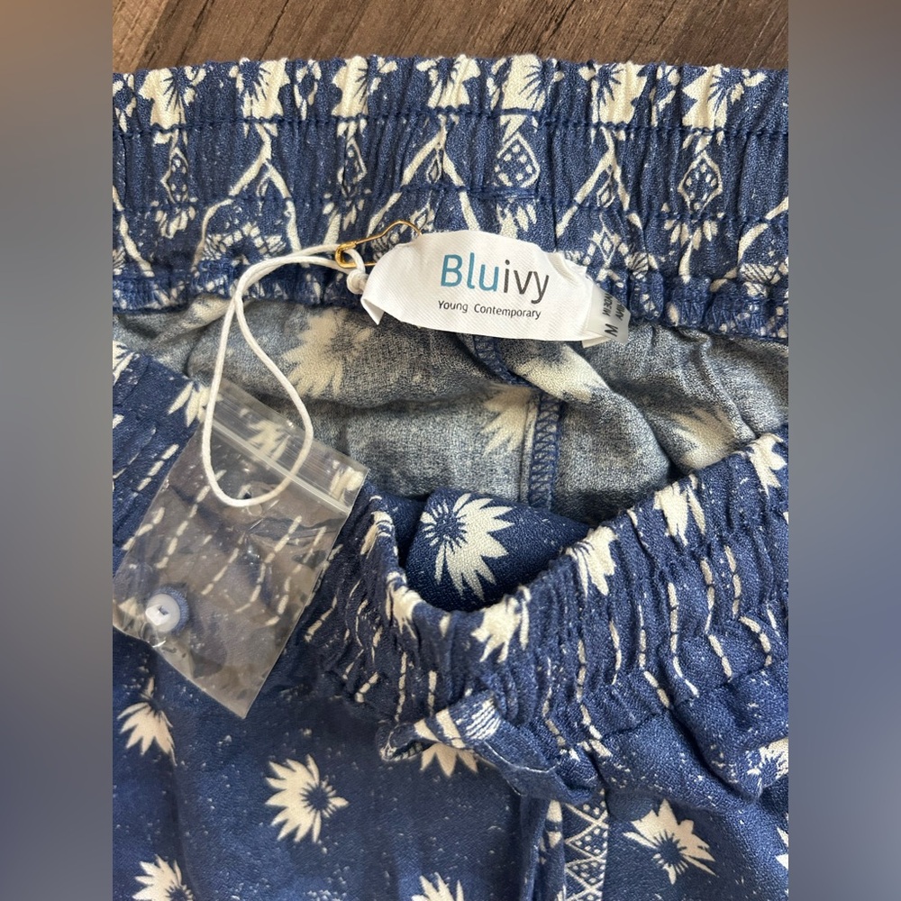 BLUEIVY Blue and White bottom ruffle long skirt  Size Medium - Picture 2 of 5